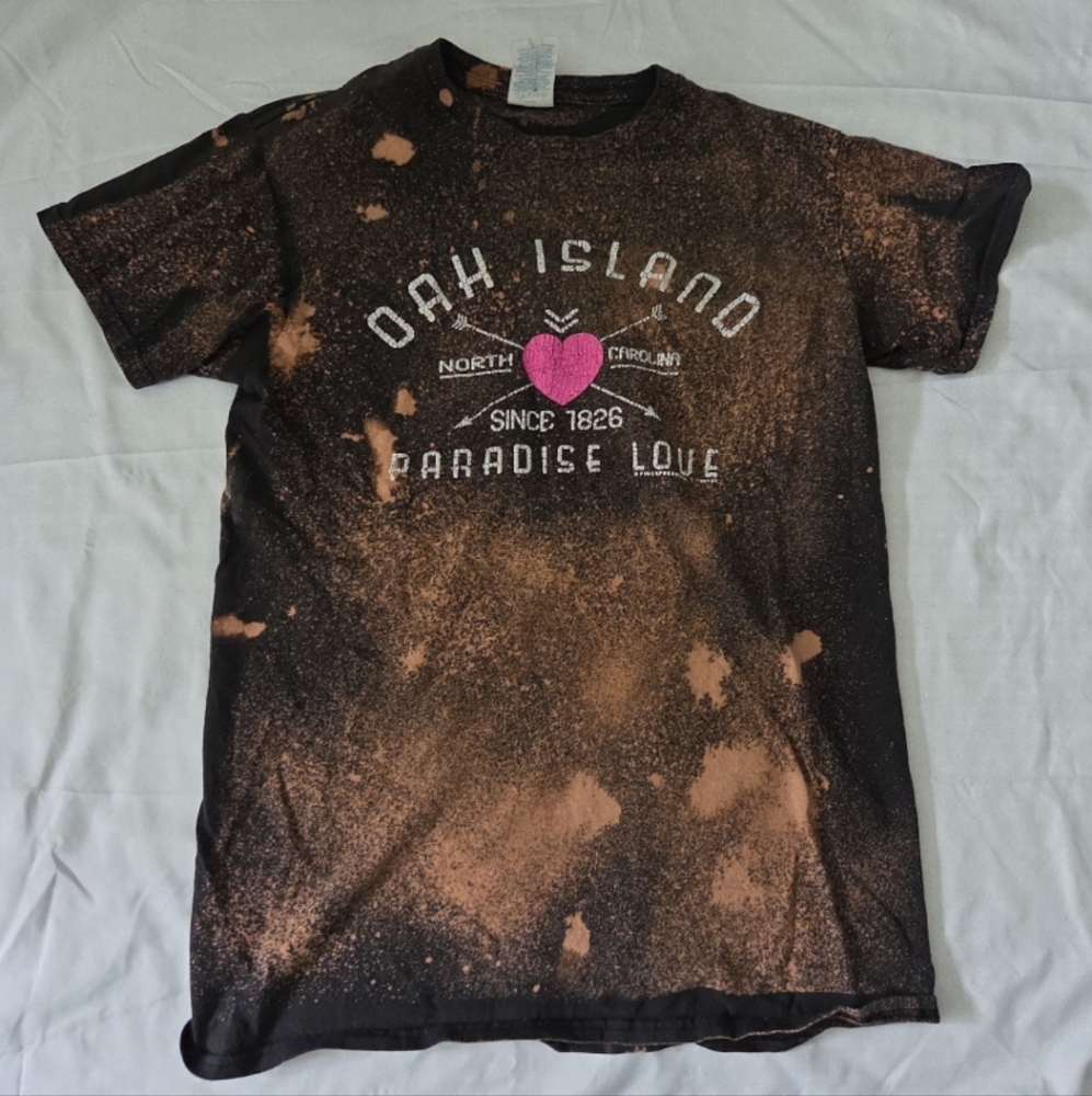 Delta Women's size small oak island tie dye shirt #WT4